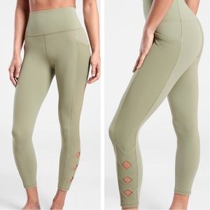 Athleta XS capri Leggings